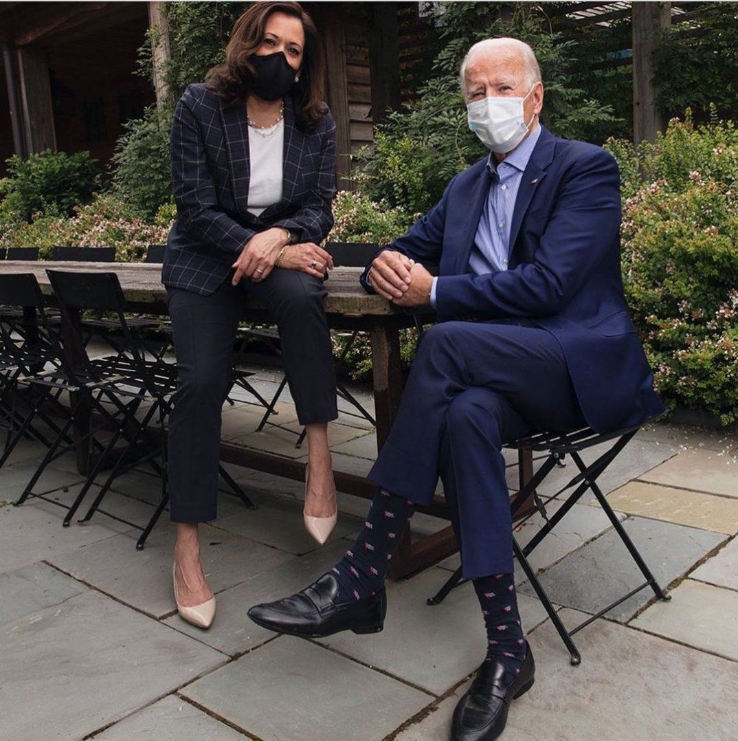 oh my god twitter doesn’t include alt text from images in their API