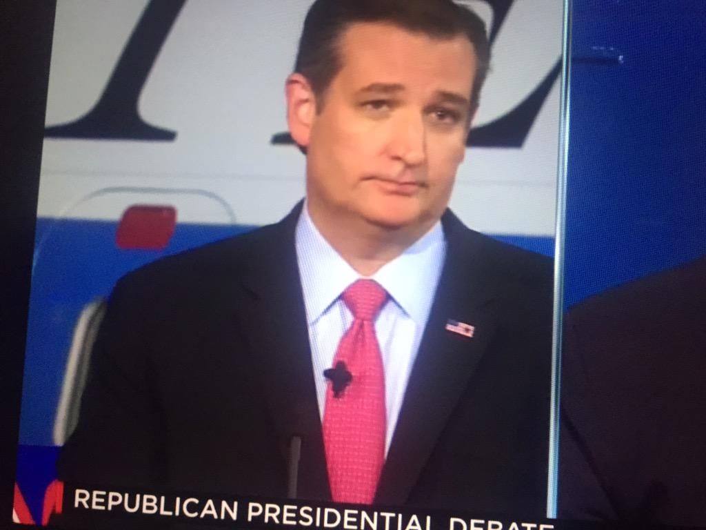 oh my god twitter doesn’t include alt text from images in their API