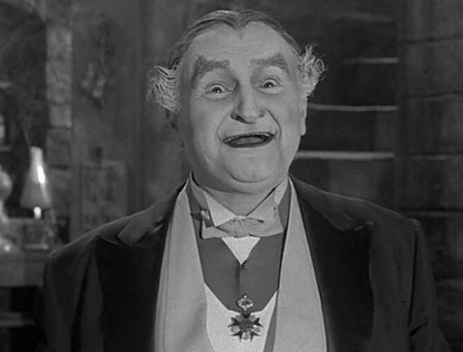 oh my god twitter doesn’t include alt text from images in their API