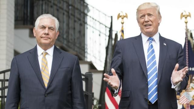 oh my god twitter doesn’t include alt text from images in their API