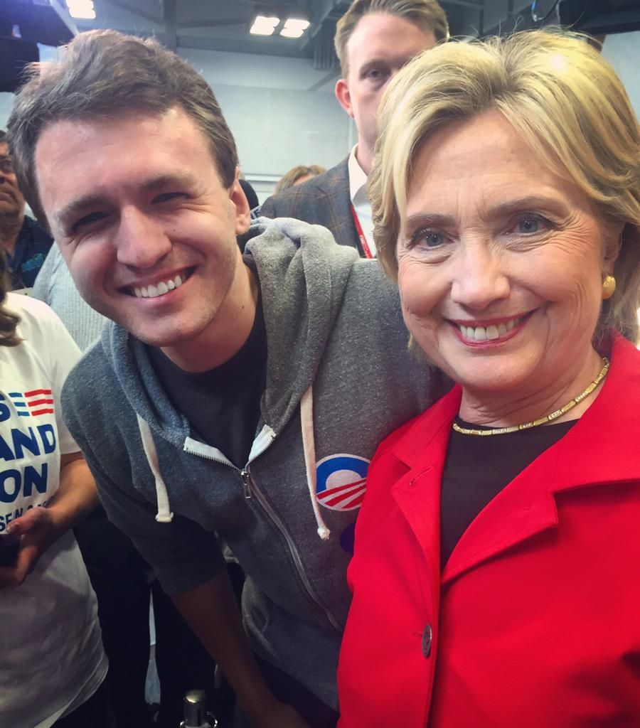 oh my god twitter doesn’t include alt text from images in their API