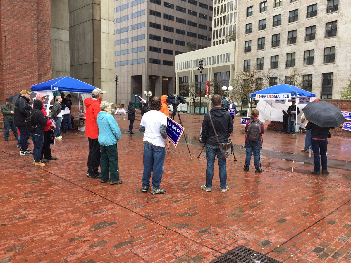 oh my god twitter doesn’t include alt text from images in their API