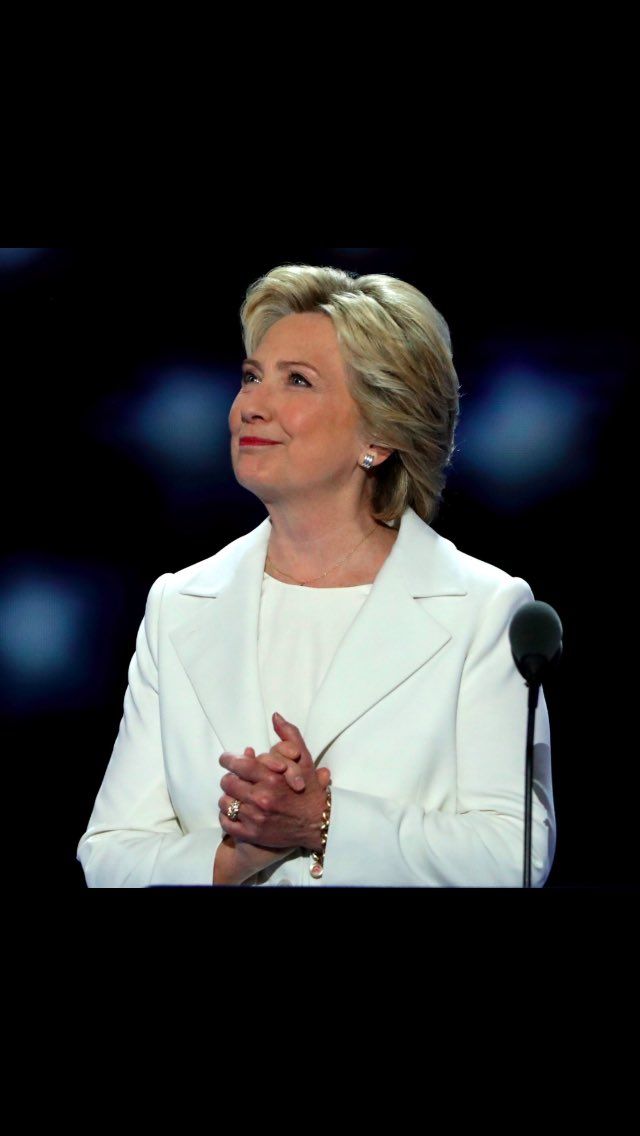 oh my god twitter doesn’t include alt text from images in their API